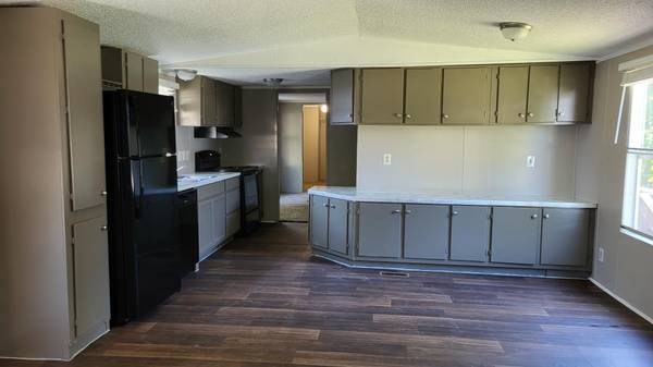 $1,269 / 3br - Home for Rent (Shadow Mountain)63656566953473121
