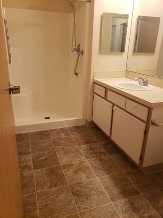 $1,664 / 1br - 595ft2 - Riverside Landing Senior Apartments -*ASK ABOUT OUR MOVE IN SPECIALS!* (10130 W Riverside Dr, Bothell, WA)63688608263171122