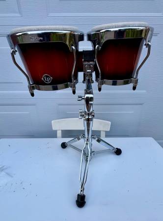 LP Aspire Sunburst Conjunto de batería con soporte - $120 (Tualatin)63471430911233120