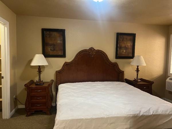 $329 / 1br - MOVE IN AT THE RITA SUITES!!! (344 E. Desert Inn Road, Las Vegas, NV)63907026000771122