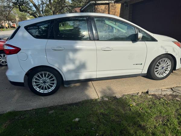 FORD C MAX 2015 - $5,500 (SKOKIE)63616776499713123