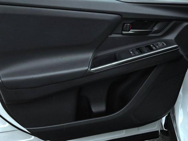 2026 Toyota BZ XLE - Photo 9