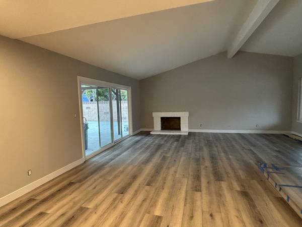 $4,200 / 4br - 1812ft2 - Simi Valley home - 4 bed/2 bath, new remodel, AC, RV parking, (Simi Valley)63800450499073123