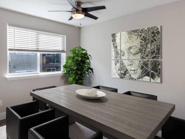 $1,362 / 1br - 747ft2 - Stainless steel appliances, Spectacular Views, Two Grilling Stations (Vancouver)63831535565955121