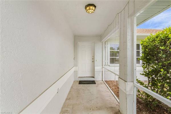 $492,900 / 3br - 1622ft2 - Su hogar soñado en Bonita Springs Fl. ¡Sin HOA, sin zona de inundación! (Bonita Springs, FL)63862609164801122