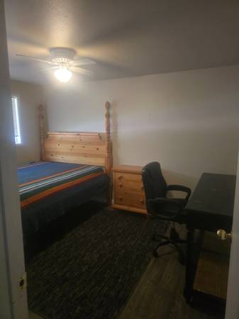 $825 1br - Northeast Bend 3 bedroom 2 bath room for rent (Bend)63839294991875121