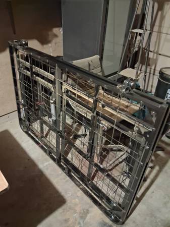 Queen size Adjustable Bed Frame 1