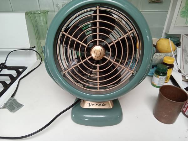 Vonado 3 speed fan 1