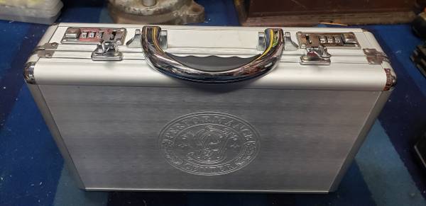 Smith & Wesson Performance Center Aluminum Carry Case 1