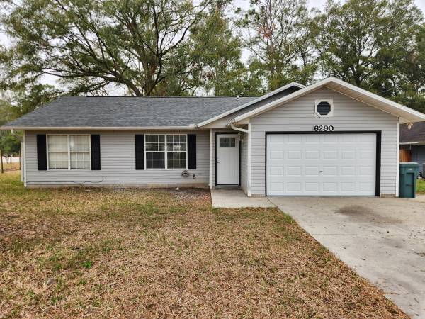 $1,850 / 3br - 1294ft2 - Updated 3 bed 2 bath with garage in Ocala Park Estates. (Ocala)63861744452353120
