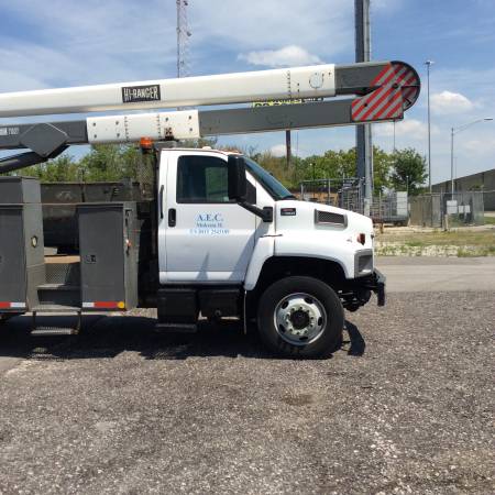 48 ft bucket truck 1