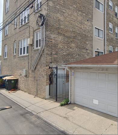 $300 / 450ft2 - Storage Unit for Rent – $300/month (Chicago)64041648138370120
