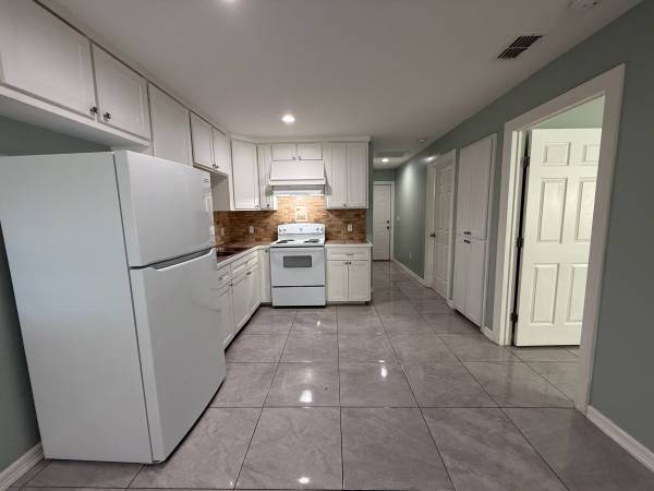 Se Renta casa/ duplex 1