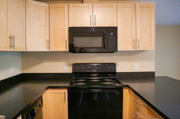 $1,275 / 1br - Serene 1-Bedroom with Creekside View Ready Late October! (Gresham)63895124257283122
