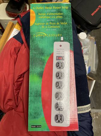 NEW power strip Compucessory, CCS55156, 6-Outlet Metal Power Strip 1