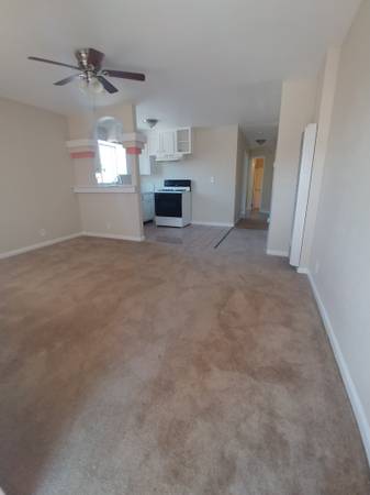 2 bedrooms,  1 bathroom Apartment Ready to move in 1