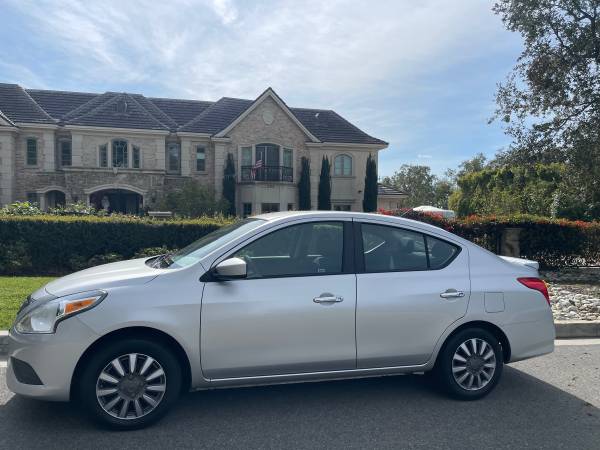 2015 NISSAN VERSA SPORT PURE DRIVE -FAMILY OWNED (SUPER GAS SAVER - $3,950 (Los Angeles)63615867127683122