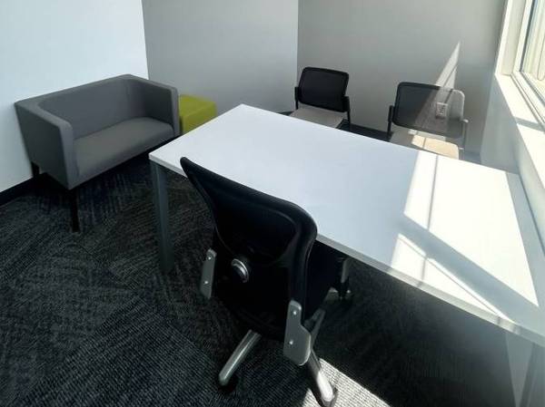 Intern Day Promo: Lockable Private Offices 1