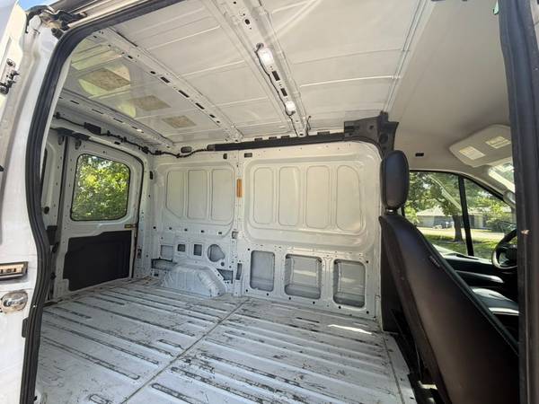2021 Ford TRANSIT T250 - Photo 12