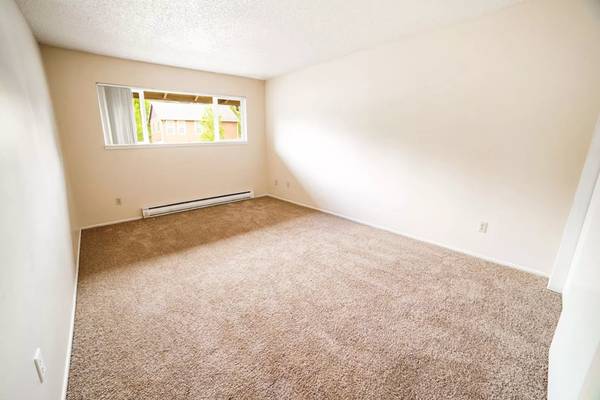 $1,325 / 1br - 600ft2 - If you commute, you'll want to check us out! Near public transport (Portland - Off of Barbur Boulevard)63914856337538124
