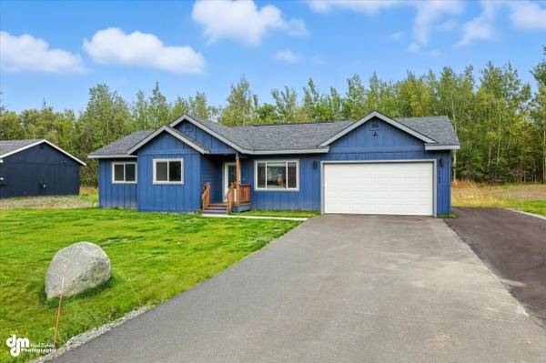 $368,900 / 1106ft2 - STUNNING WASILLA HOME! (2786 N. Northgate Place) (Wasilla)63991795154946121