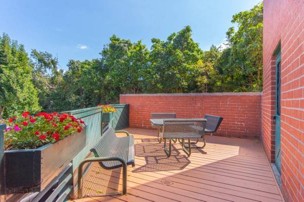 Situated in Bridgeville!, Elevator, 1/bd 1/ba 1