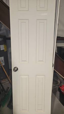6 panel 2 ft interior door. 1