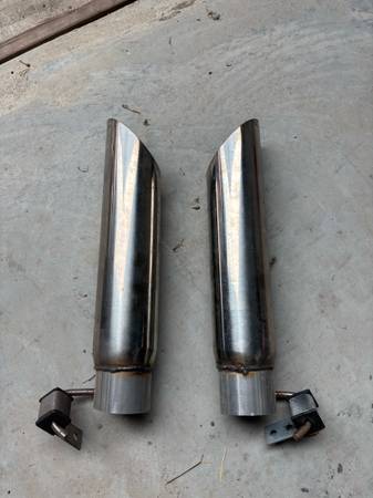 Exhaust tips 1