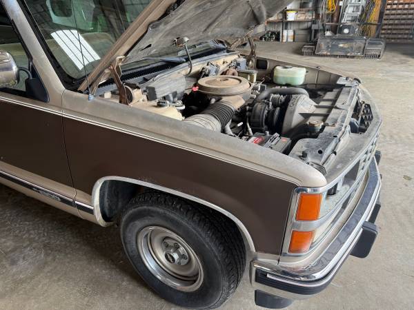1988 Chevy 1500 - $1,200 (Bement)63625039826817121