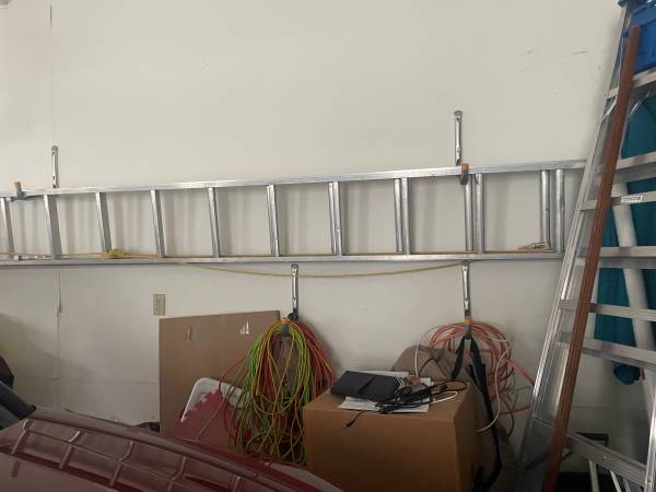 Aluminium 15' Extension Ladder. 1