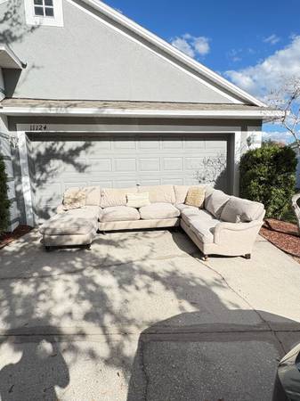 Beige Sectional Sofa(Delivery Avalible🚚) 1