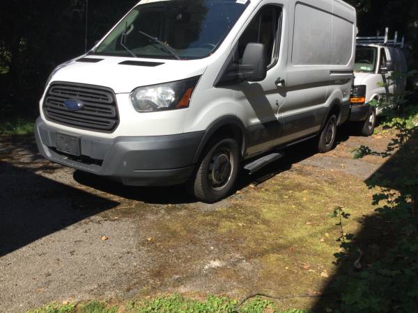 12 E350 76K 17 Transit Med Roof 15 Chev 123K 1-Propietario NYSI Trades B.O. - $8,995 (Rat 90 West)63483447764993123