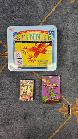 Games - Spinner Domino, Groovy Playing Cards, Dinosaurs Fact Pack 1
