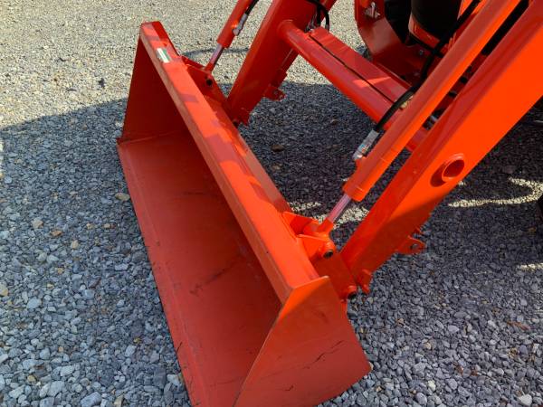 Kubota L2501 - 4x4 w/ Loader - $18,900 (Vincent)63440435600899121
