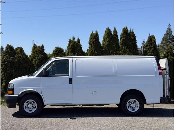 2020 Chevrolet Express 3500 - Photo 4