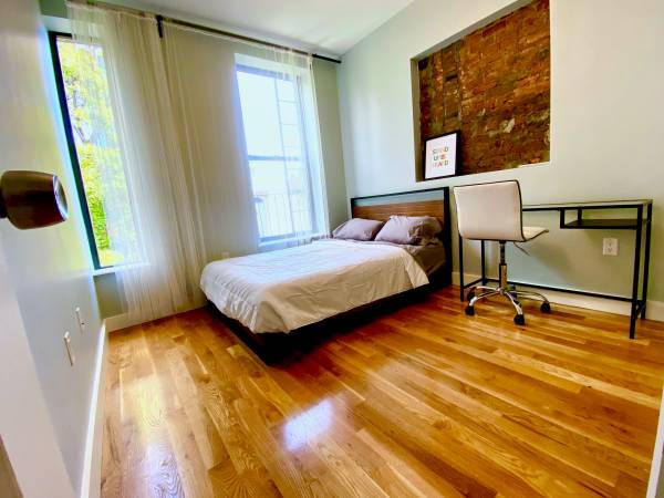 $1,175 / 1br - 🌇Furnished Bushwick Apt! Last BR in new house! Steps to 🚊 (Bushwick, Bed-Stuy)63945498822274123