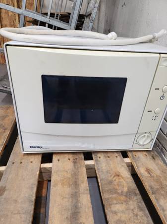 Countertop Dishwasher 1