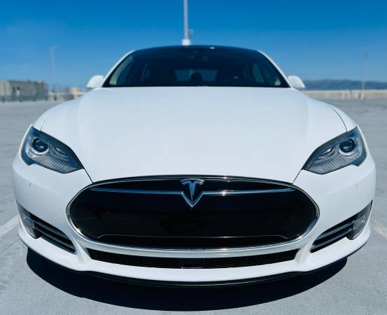 2016 TESLA MODEL S MODELOS  DEPORTIVO AWD "EXTRA LIMPIO" POCOS KILÓMETROS "FINANCIAMOS - $19.995 (san jose oeste)63487798531331122