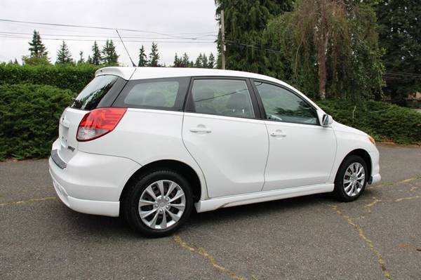 2003 Toyota Matrix XR de un solo dueño - $4,995 (Mejores precios en Richs Car Corner)63623043100547122