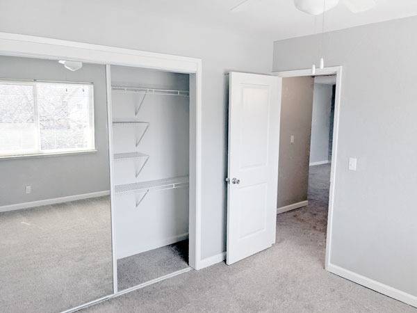 $2,895 / 2br - 810ft2 - piso de 2 dormitorios, ¡Preciosa remodelación! Cocina moderna, facilite su desplazamiento (sunnyvale)63658095777025120