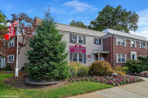 $1,890 / 1br - 620ft2 - Leaves Are Falling, So Are Prices! 1BR Move-In Special! (NEW BRUNSWICK CITY)63762848121987120
