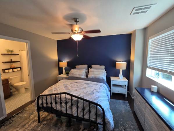 $535,000 / 3br - 1277ft2 - ** Townhouse Across St from Silver Lake by COSTCO (Everett)63814661014017124
