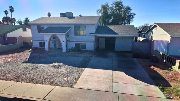 30 Year Seller Financing Available - 4/2/2 Fixer Upper Home in Phoenix 1