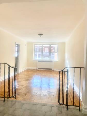 $2,100 NEW LaRGE STUDIO ..B,Q TRAIN..RENOVATED..NeAR ALL.. (Kings Highway / gravesend)63788552080641120