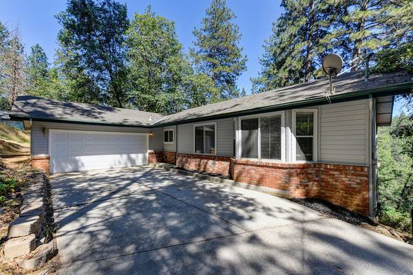 $2,850 / 3br - 1439ft2 - 3 bedroom 2 bath house for rent in Grass Valley ((Alta Sierra) Grass Valley)63977855642114120