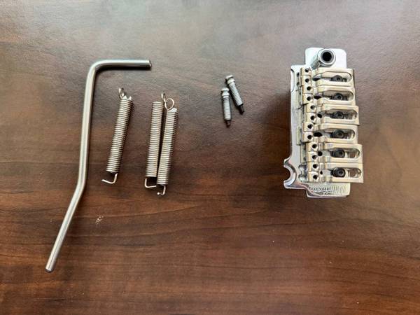 Wilkinson VG 300 Tremolo 1
