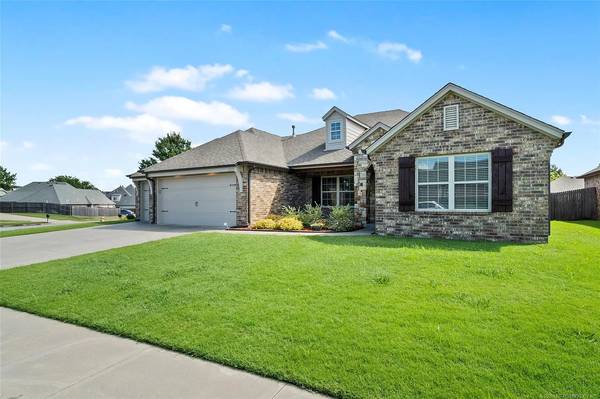 $2,495 / 4br - $2495 House for Rent in Jenks, OK Bixby School District (Jenks)63982129175427122