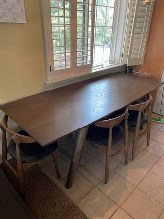 Dining Table + Chairs 1