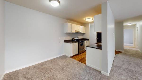 $1,615 / 1br - 690ft2 - Oversized Closets, Spacious 1 & 2 Bedroom Homes, 1bd 1ba (10408 Southeast 174th Street, Renton, WA)63890096172547124