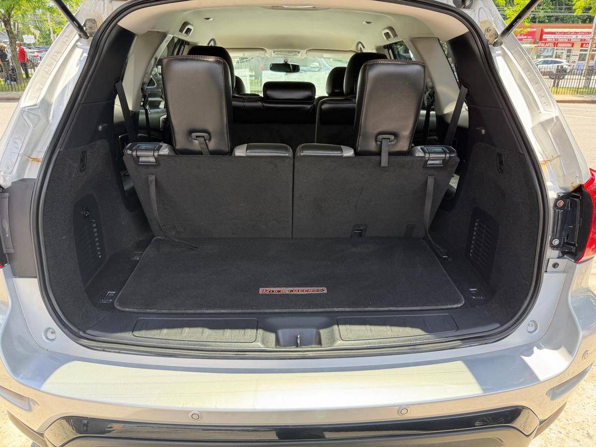 2020 Nissan Pathfinder SV 4WD